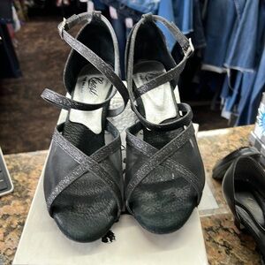 Coast Monique Black Glitter Mesh Ballroom Dance Heels Size 9N